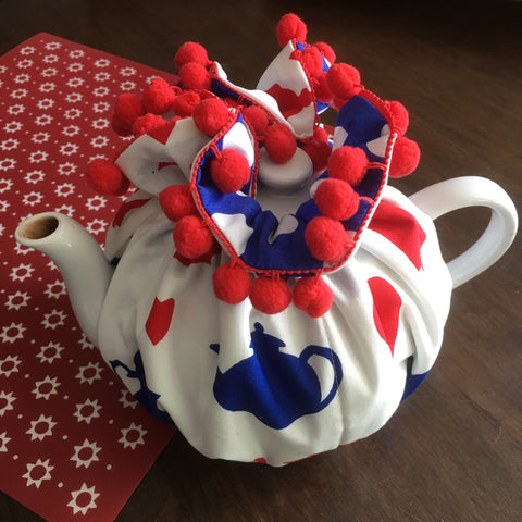 Tea Cosy - Queen of Hearts